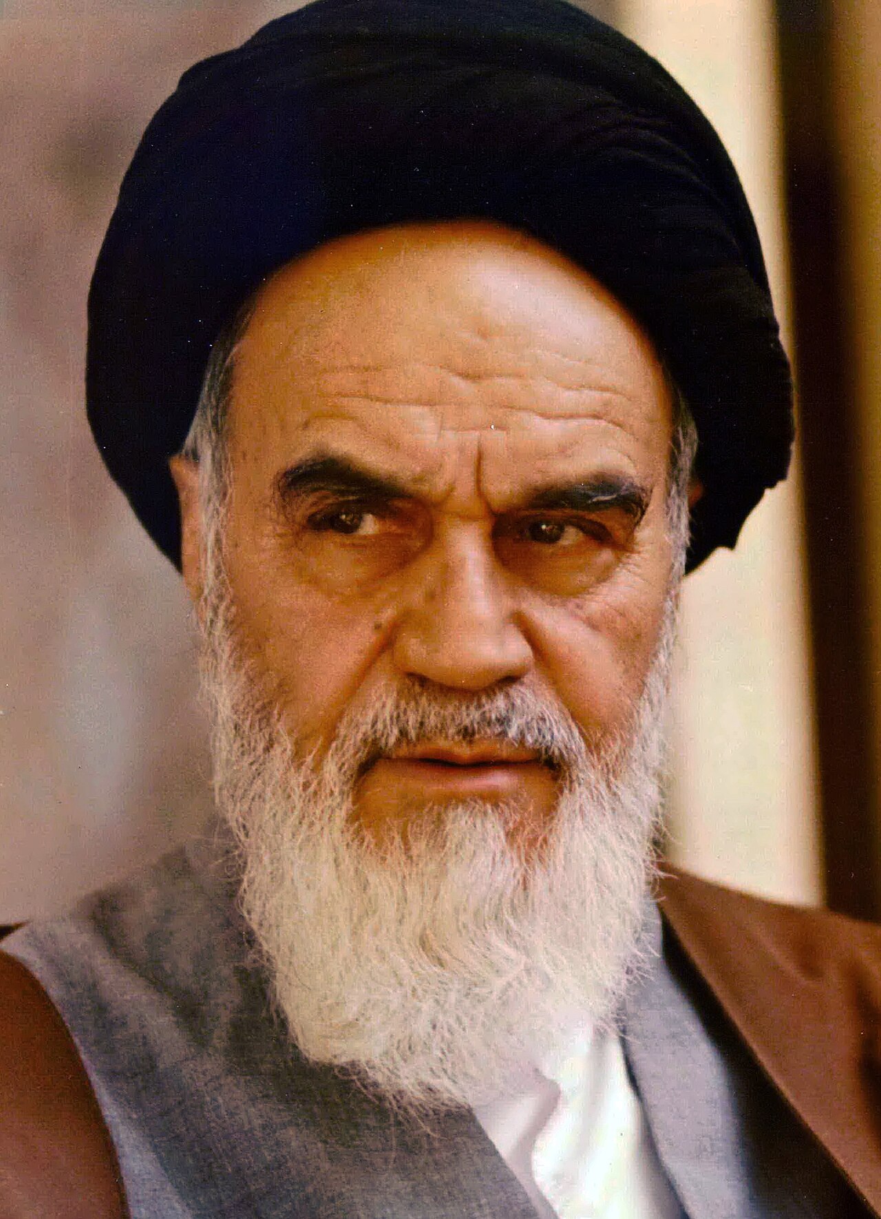 File:Portrait of Ruhollah Khomeini By Ali Kaveh.jpg