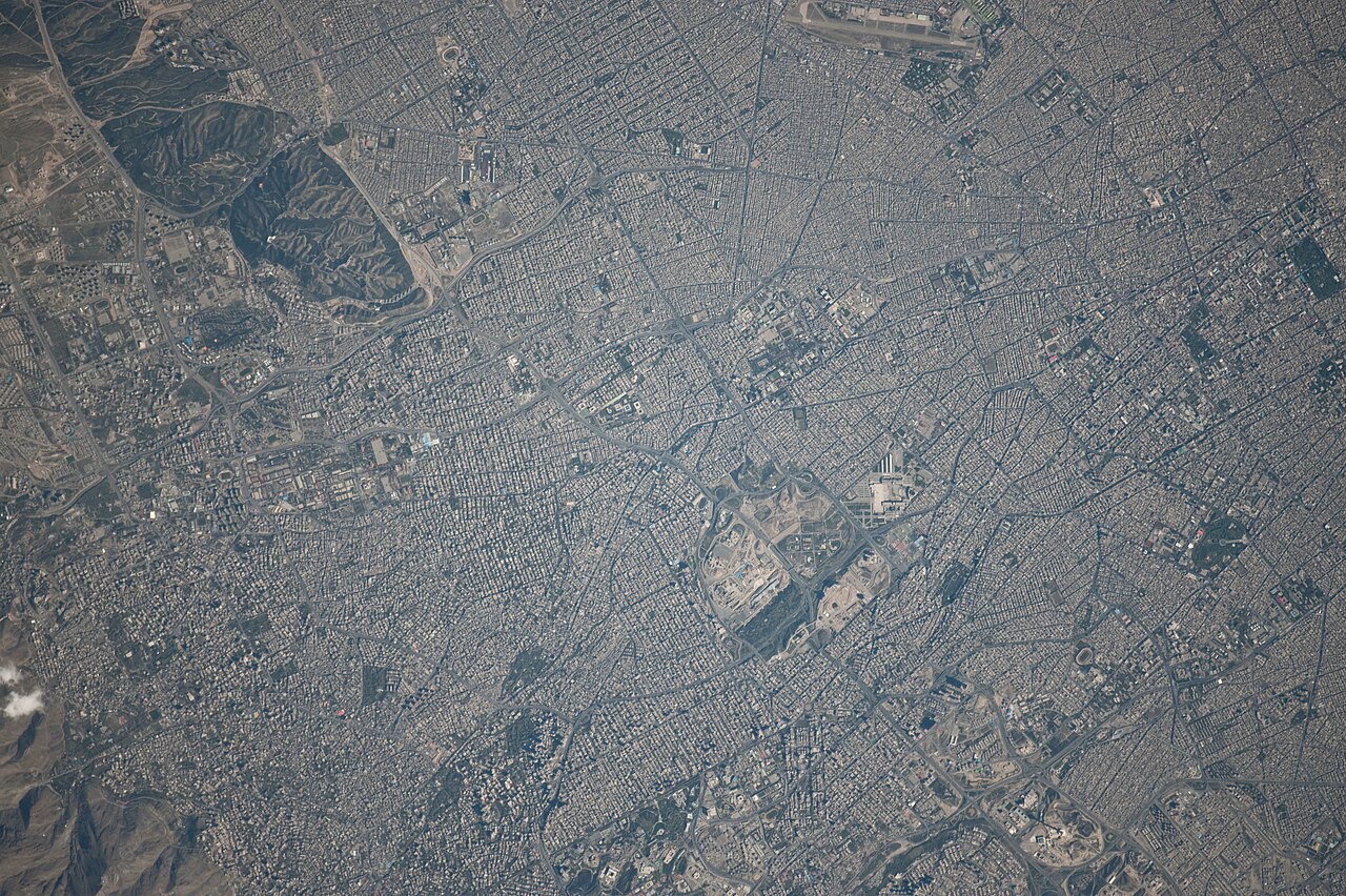 File:Tehran (ISS023-E-16571).jpg