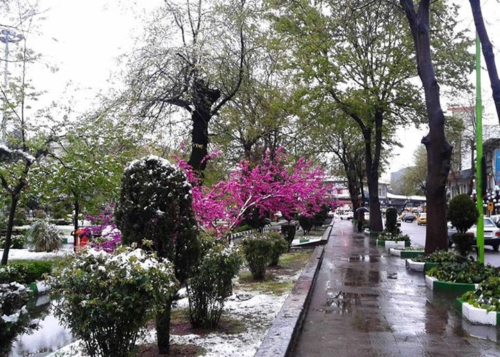 File:Zemestane rasht sabze meydan.jpg